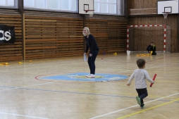 Cvičení rodičů s dětmi středa - mini atletické závody